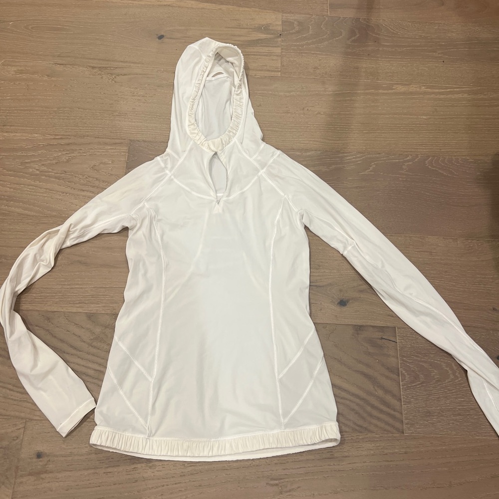 Lululemon long sleeve activewear run Pullover women’s size small/medium